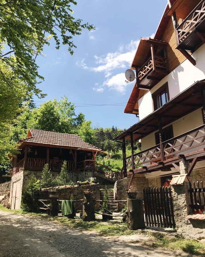 Vatra Hotel Yaremche Eksteriør billede
